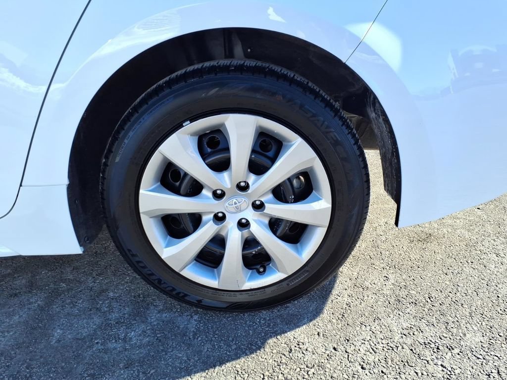 Certified 2025 Toyota Corolla LE FWD image 23