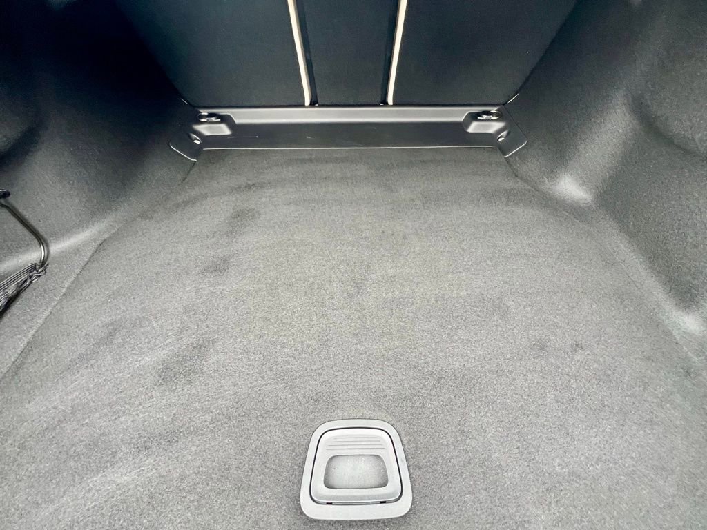 Certified 2022 Mercedes-Benz C 300 4MATIC Sedan image 33