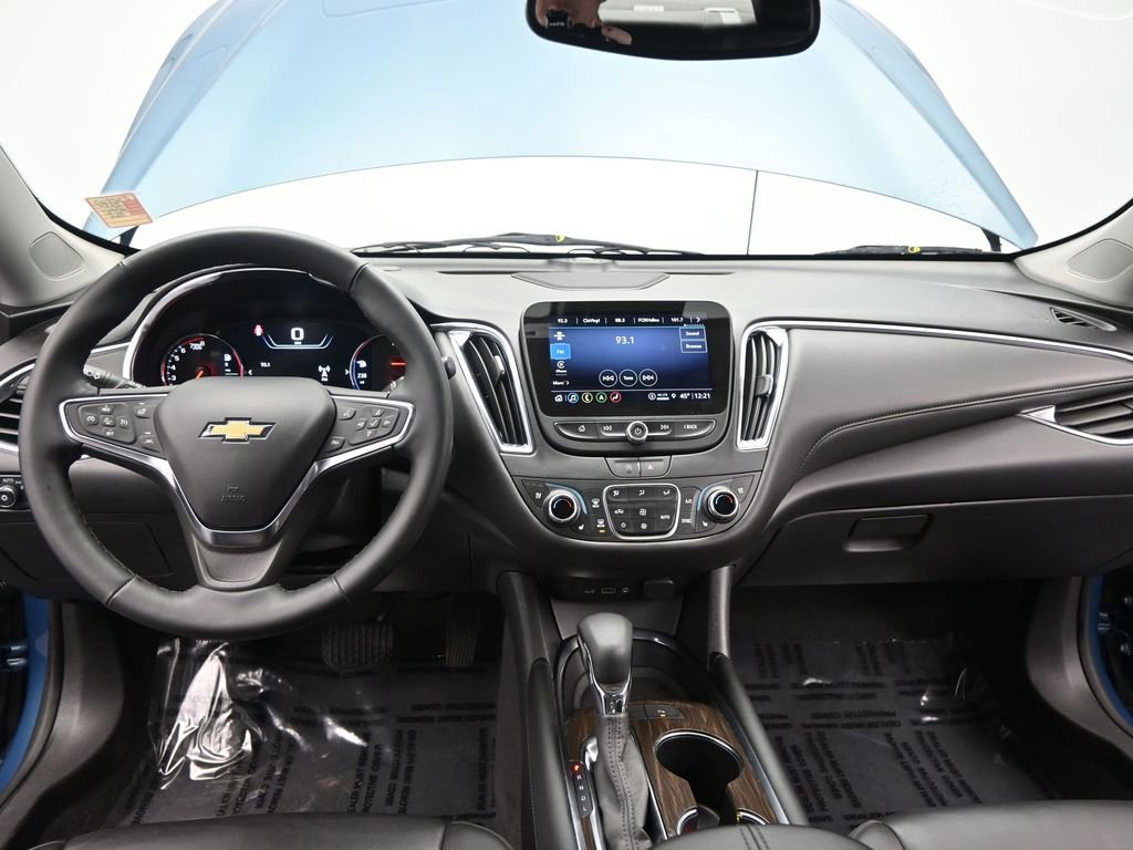 Used 2024 Chevrolet Malibu LT image 35