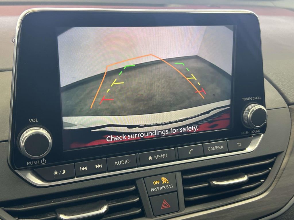 Used 2025 Nissan Altima 2.5 SV FWD image 21