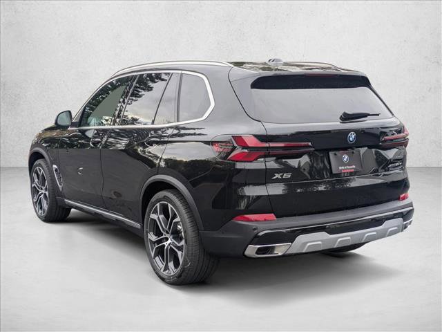 Used 2026 BMW X5 xDrive50e w/ Executive Package image 8