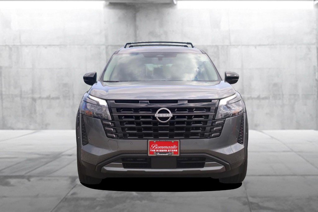 New 2026 Nissan Pathfinder SL w/ SL Premium Package AWD/4WD image 4