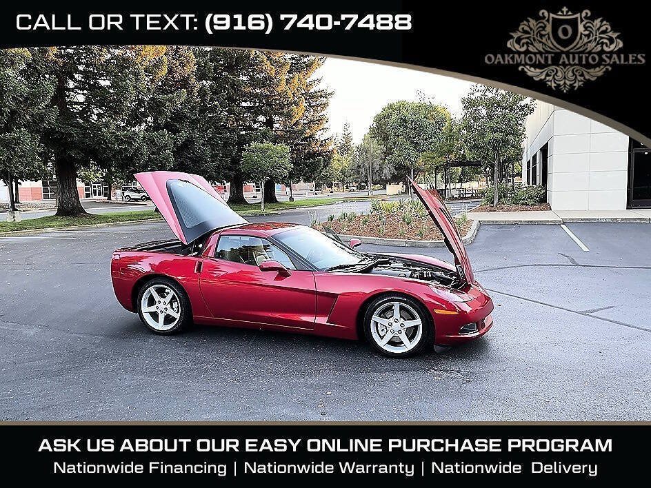 Used 2005 Chevrolet Corvette Coupe w/ Preferred Equipment Group RWD image 31