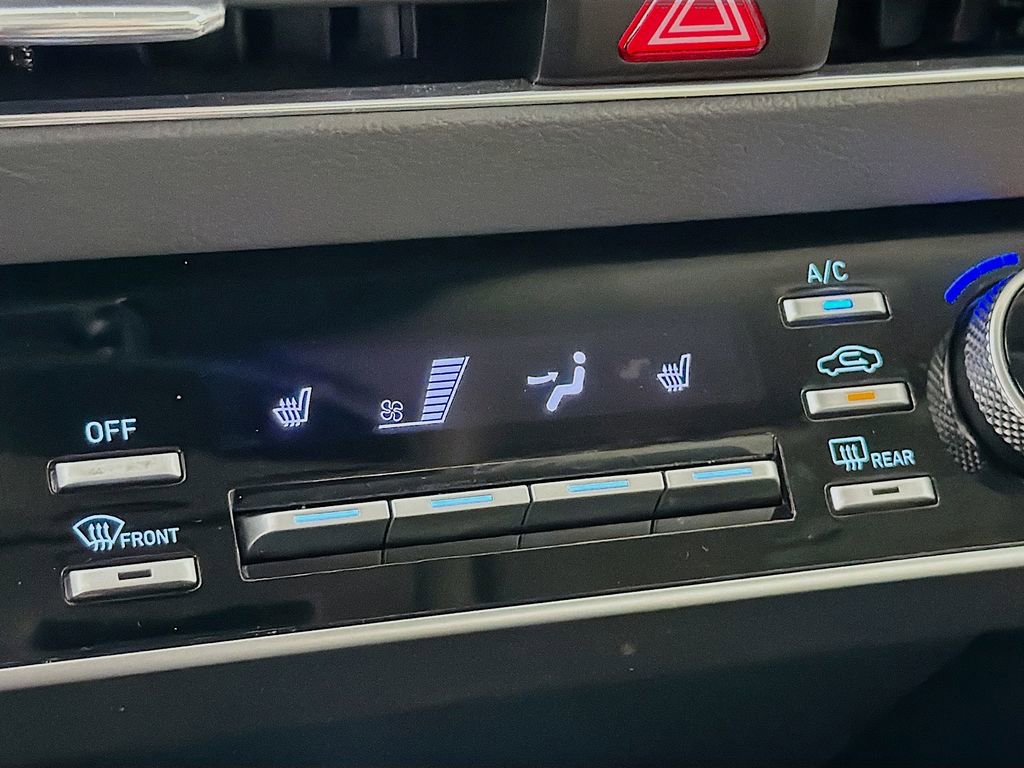 Used 2023 Hyundai Sonata SEL w/ Convenience Package FWD image 23