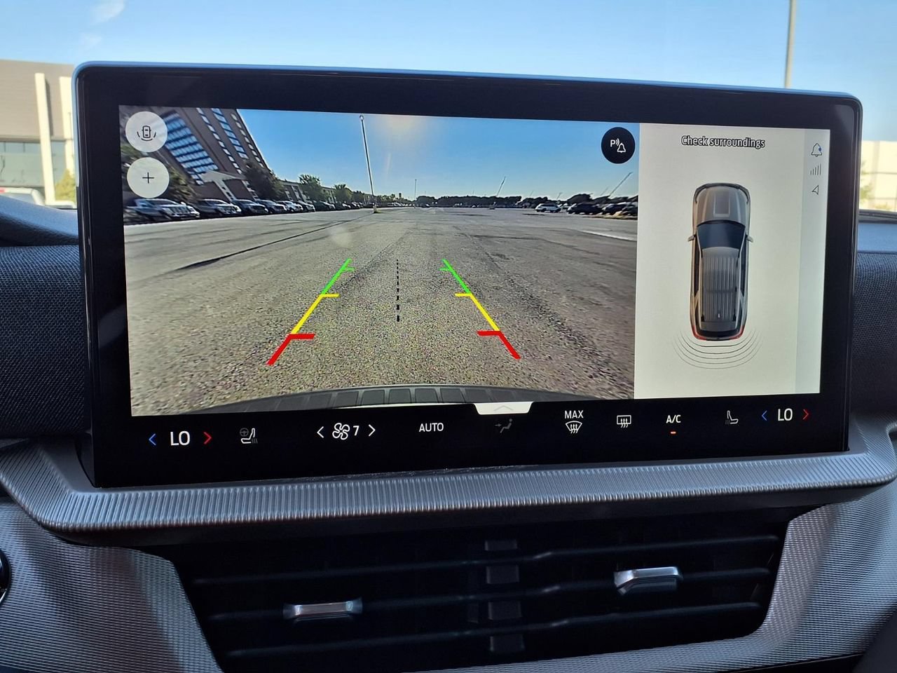 New 2027 Ford Explorer Active w/ Active Comfort Package RWD image 9