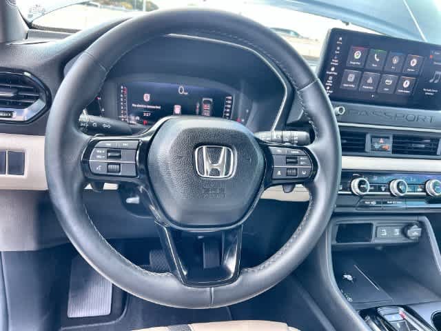 Certified 2026 Honda Passport RTL image 4