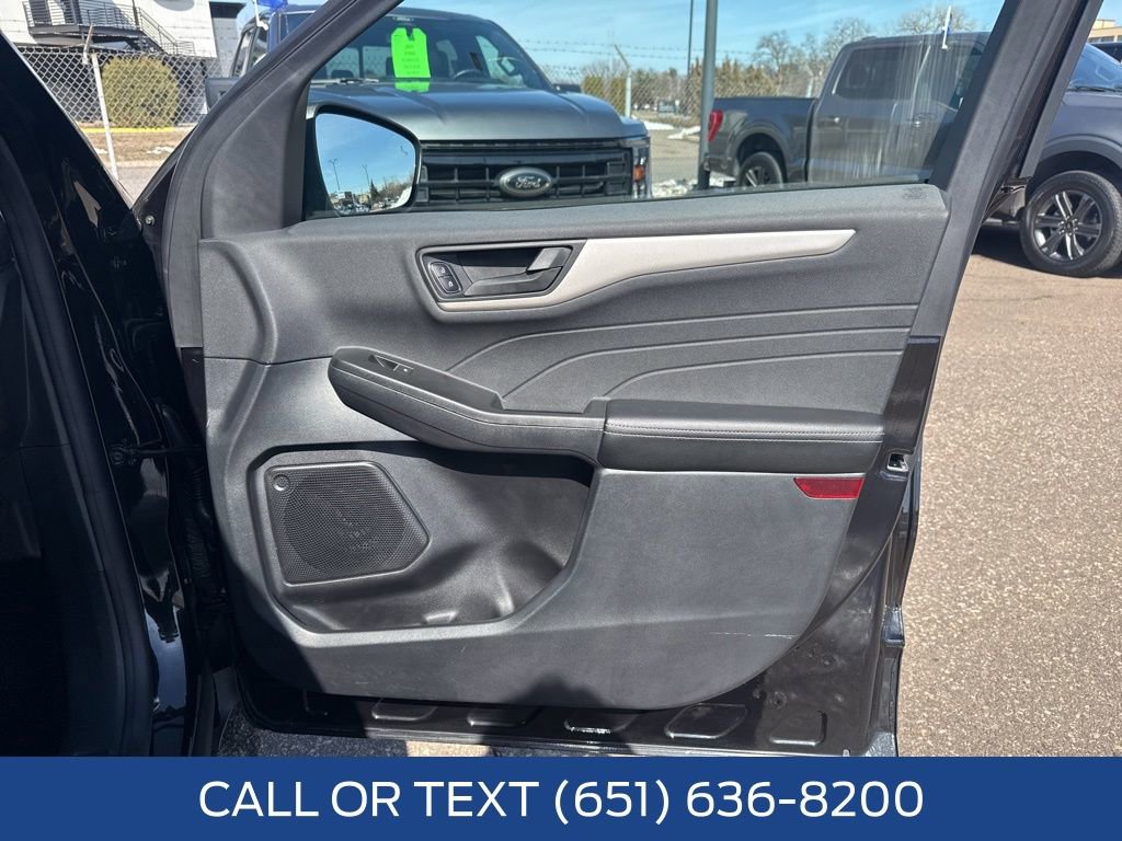 Used 2022 Ford Escape SE w/ Convenience Package image 37