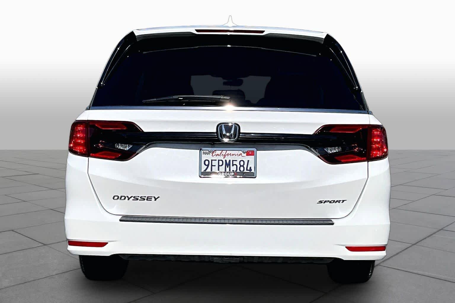 Used 2023 Honda Odyssey Sport image 4