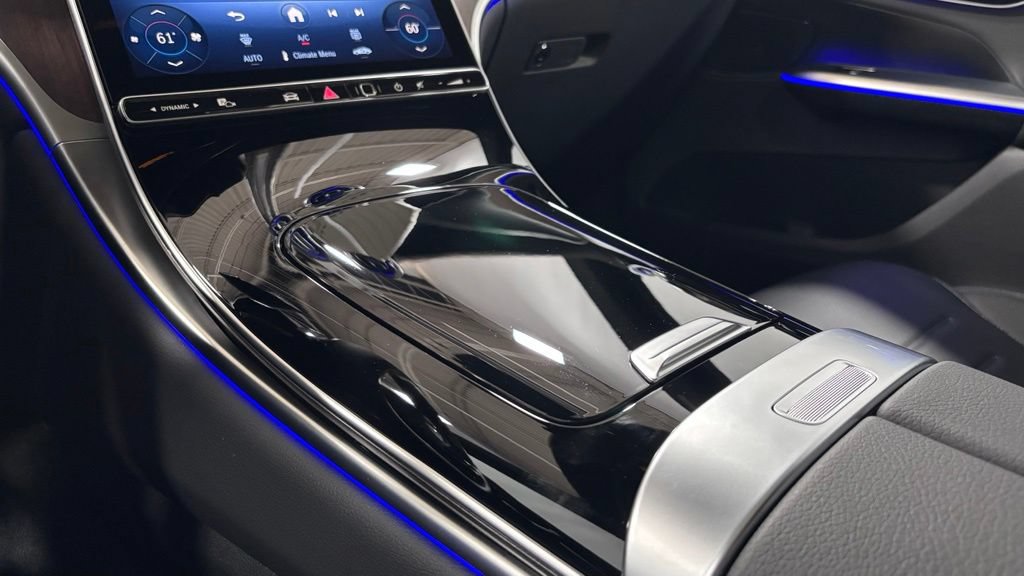 Certified 2025 Mercedes-Benz GLC 300 4MATIC image 15