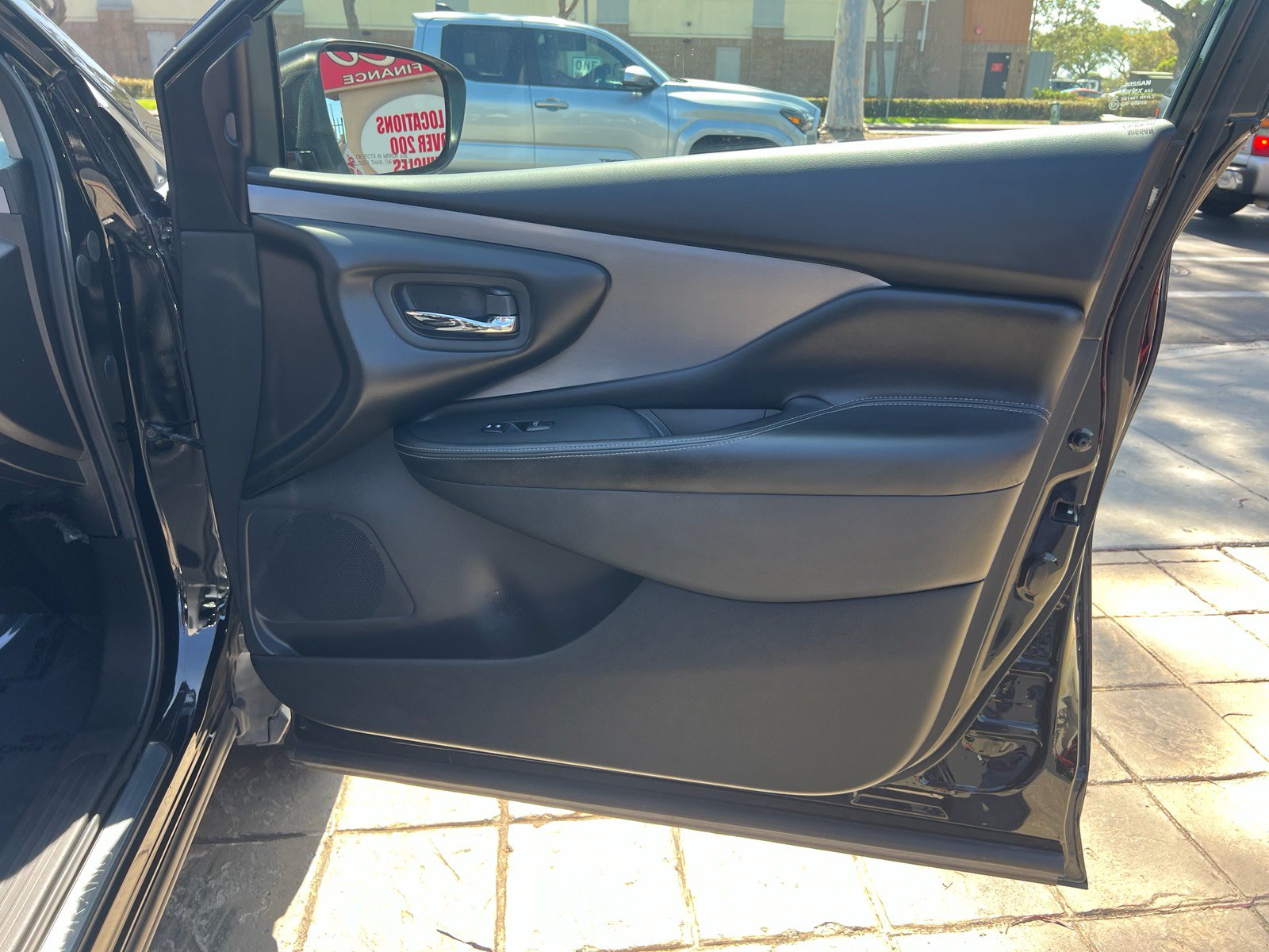 Used 2020 Nissan Murano SV AWD/4WD image 29