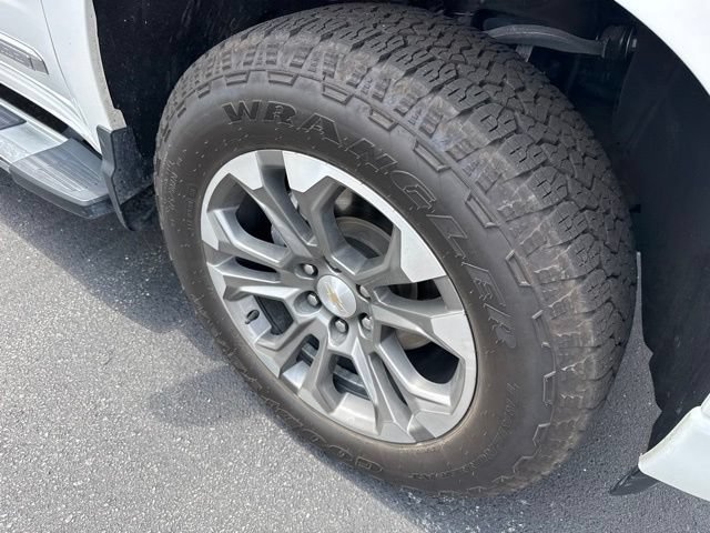 Used 2024 Chevrolet Silverado 1500 High Country AWD/4WD image 9