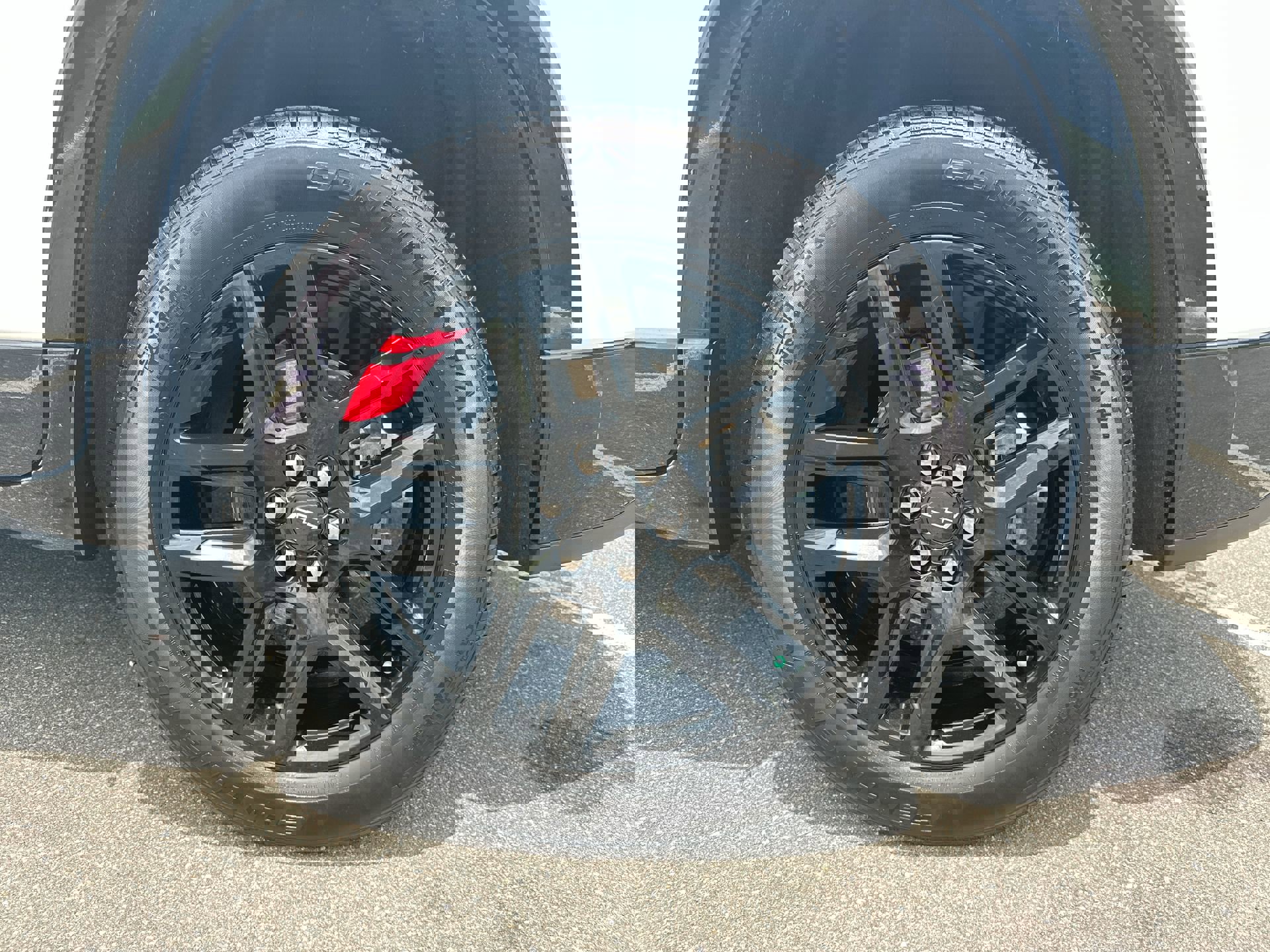 Certified 2023 Chevrolet Traverse Premier w/ Redline Edition image 35