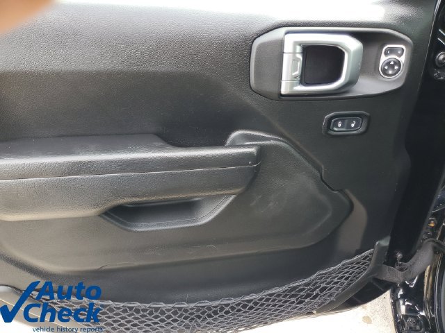 Used 2023 Jeep Gladiator Sport AWD/4WD image 17