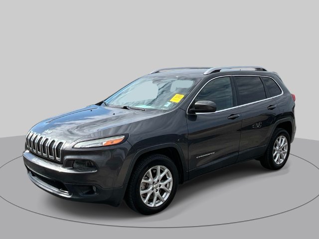 Used 2016 Jeep Cherokee Latitude FWD image 6