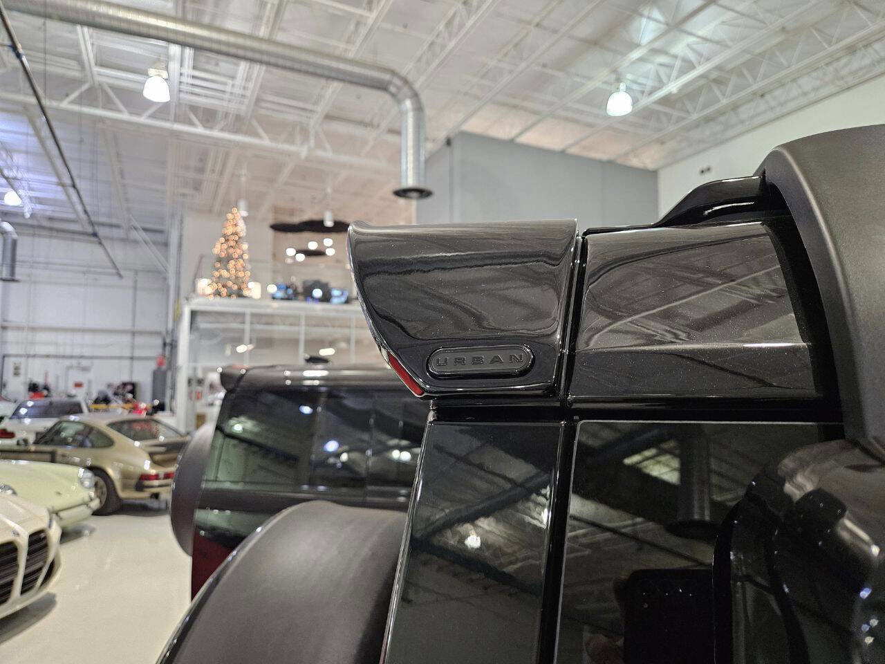 Used 2025 Land Rover Defender 110 V8 image 29