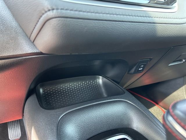 Used 2023 Toyota Corolla SE w/ SE Package image 22