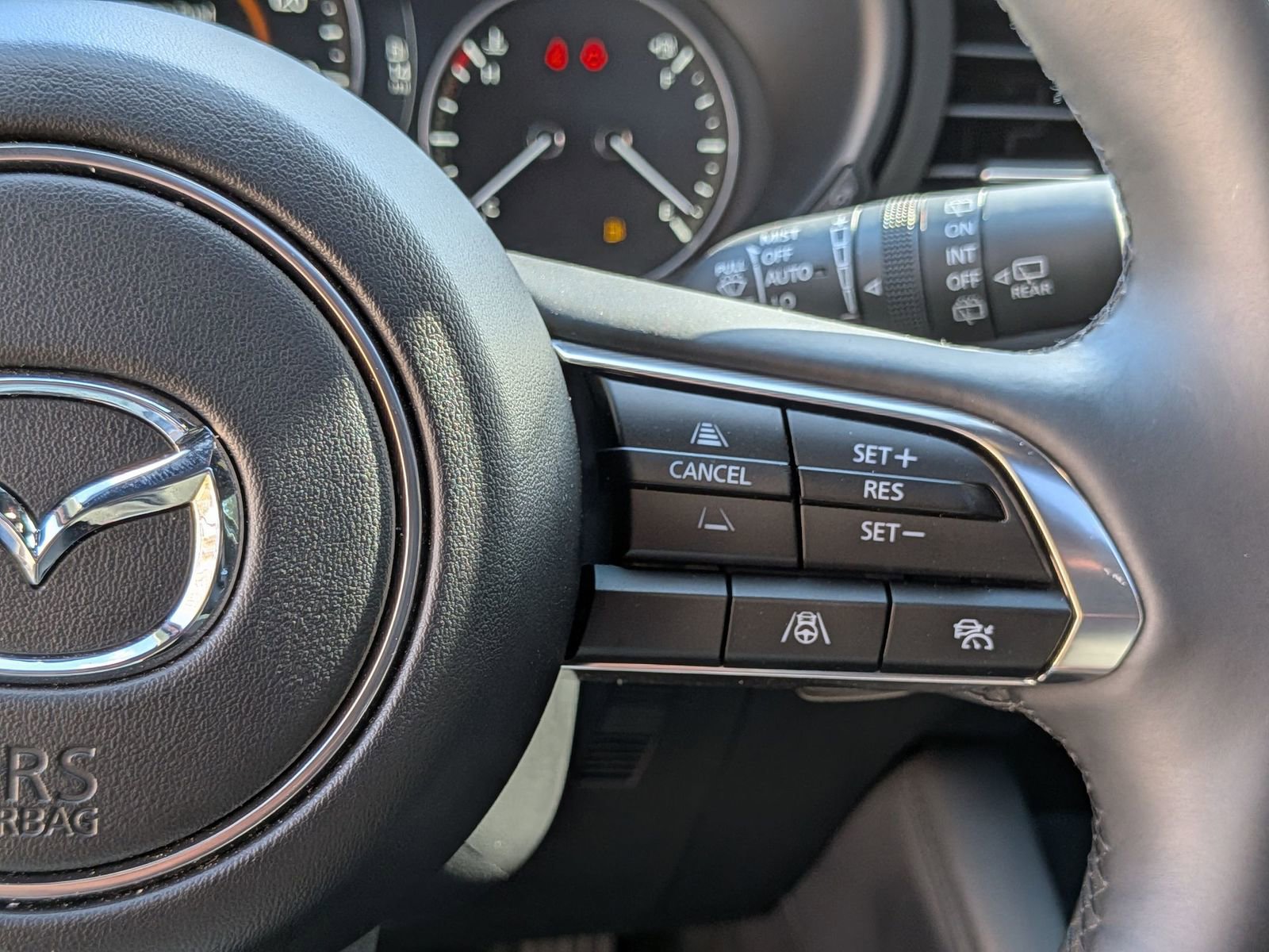 Used 2024 MAZDA MAZDA3 Hatchback w/ Appearance Package image 19