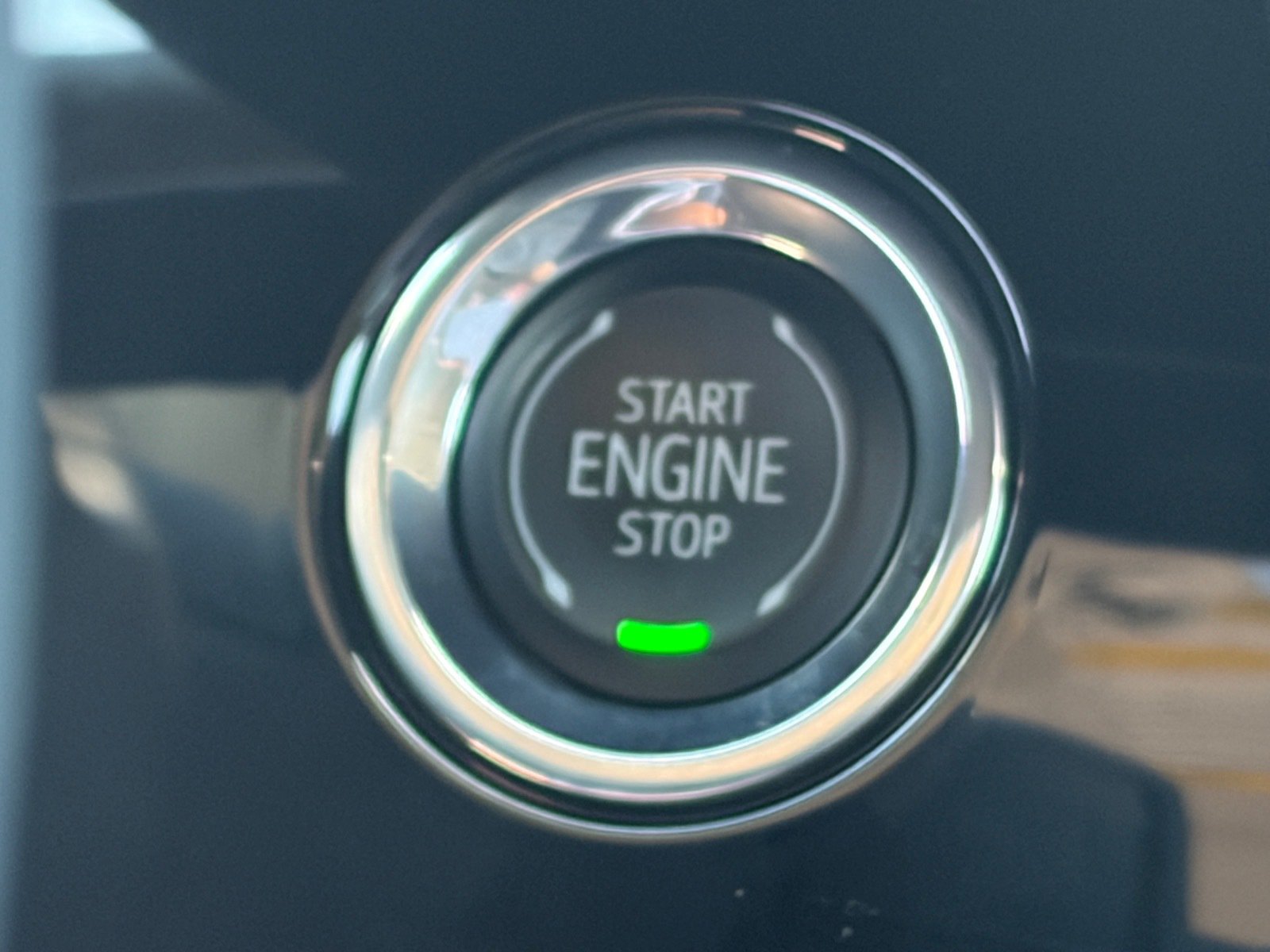 Used 2025 Buick Envision Avenir AWD/4WD image 30