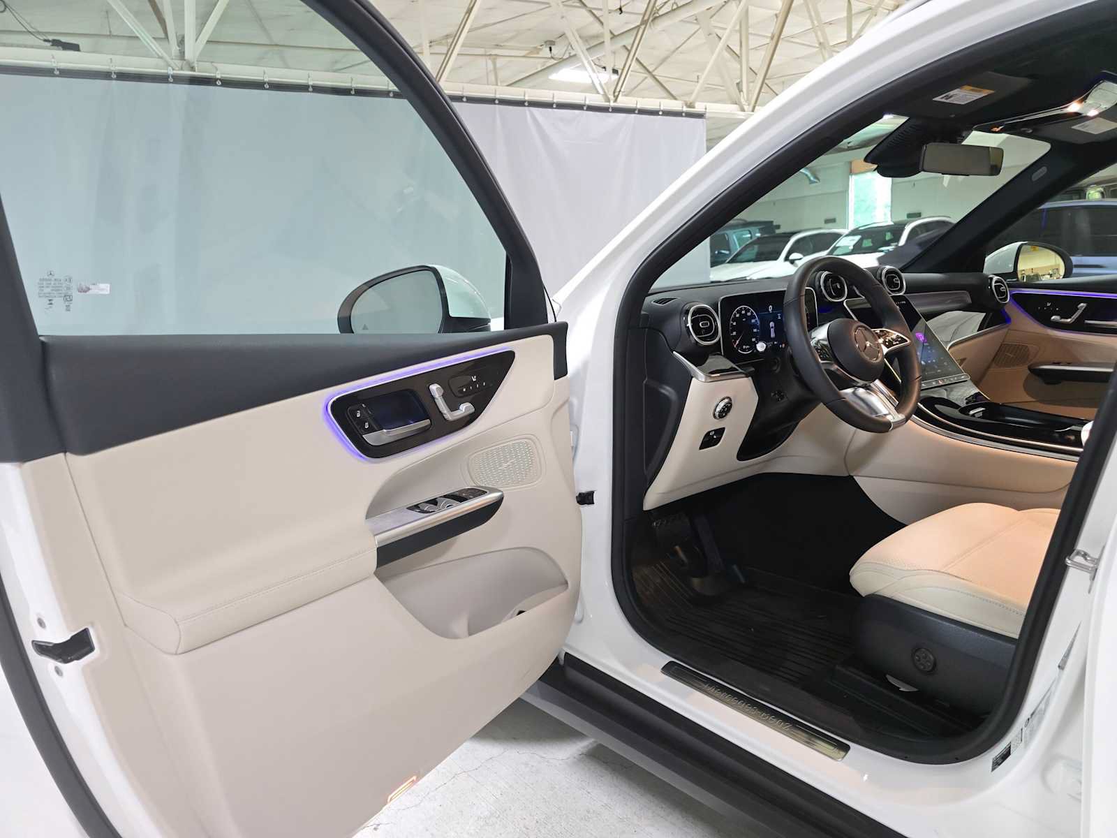 Certified 2026 Mercedes-Benz GLC 300 4MATIC image 19