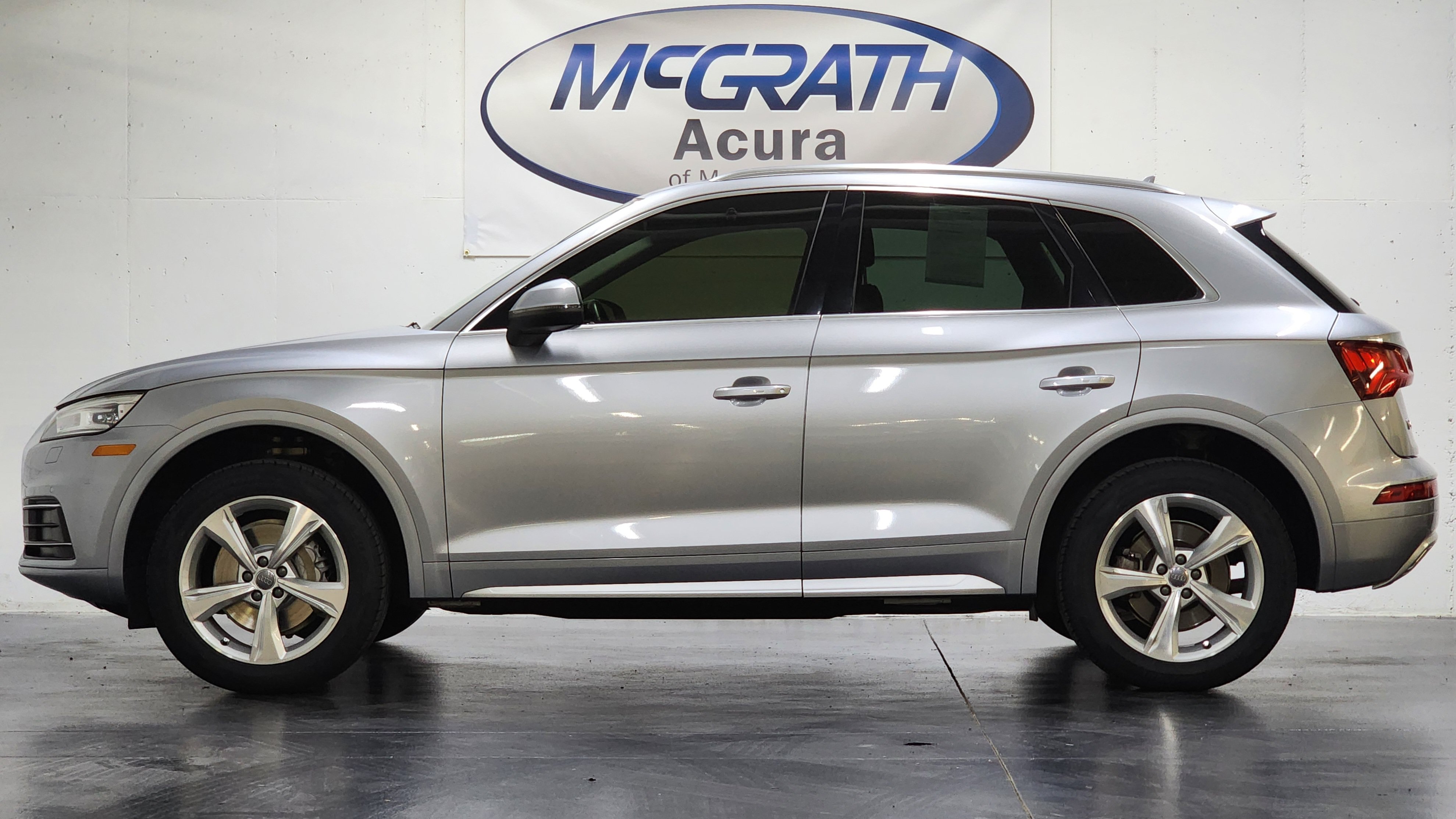 Used 2020 Audi Q5 2.0T Premium w/ Convenience Package AWD/4WD image 10