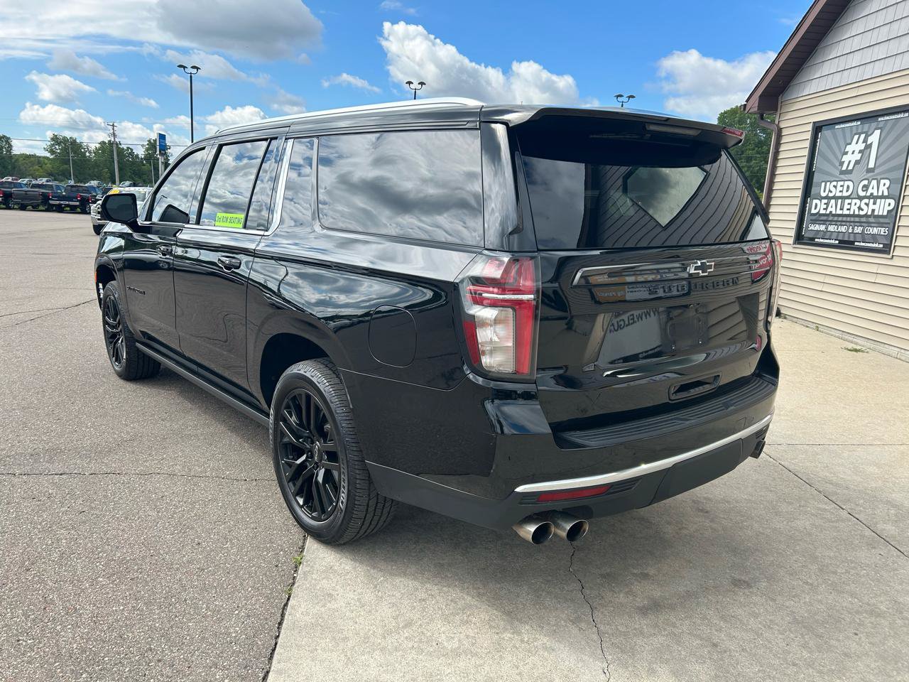 Used 2021 Chevrolet Suburban High Country AWD/4WD image 7