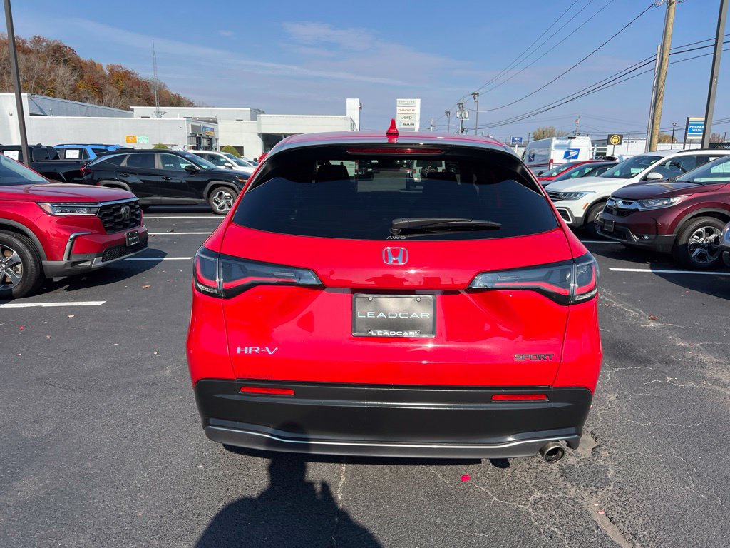 Used 2024 Honda HR-V Sport image 4