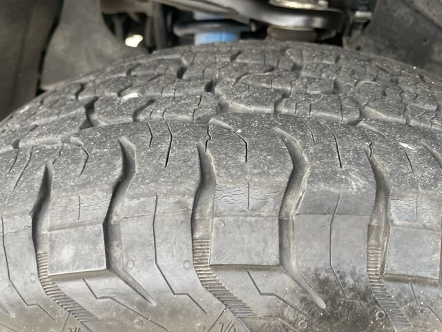 Used 2024 Toyota Tacoma TRD Off-Road w/ TRD Off Road Upgrade Package AWD/4WD image 30