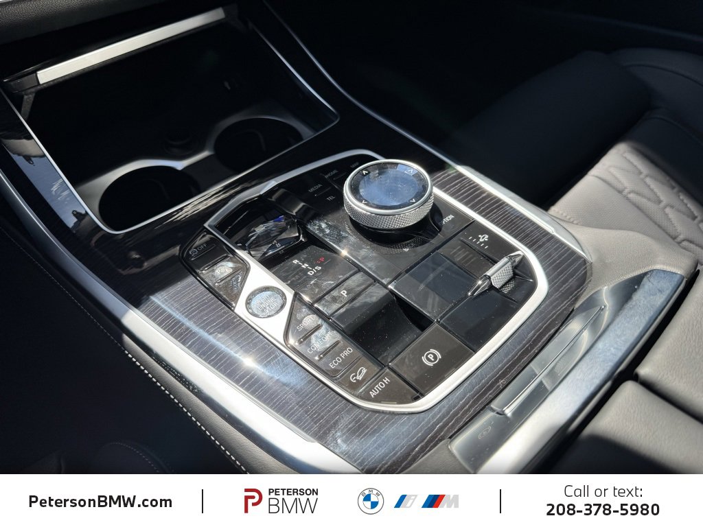 New 2026 BMW X7 M60i image 39