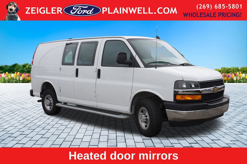 Used 2024 Chevrolet Express 2500 w/ Driver Convenience Package image 7