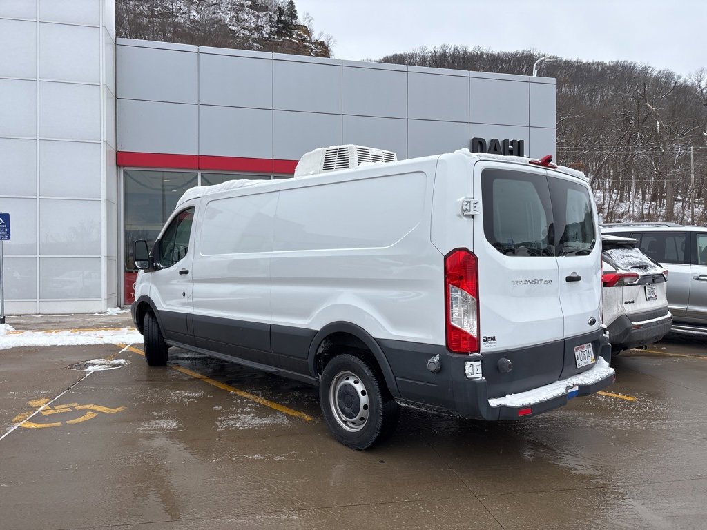 Used 2015 Ford Transit 250 148 Low Roof image 4
