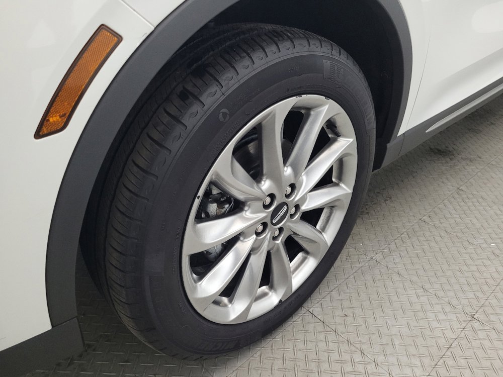 Used 2022 Lincoln Corsair AWD w/ Premium Package image 31