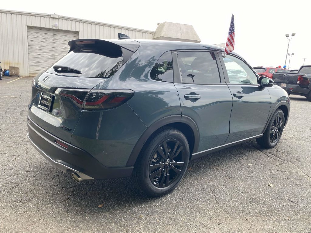New 2027 Honda HR-V Sport image 5