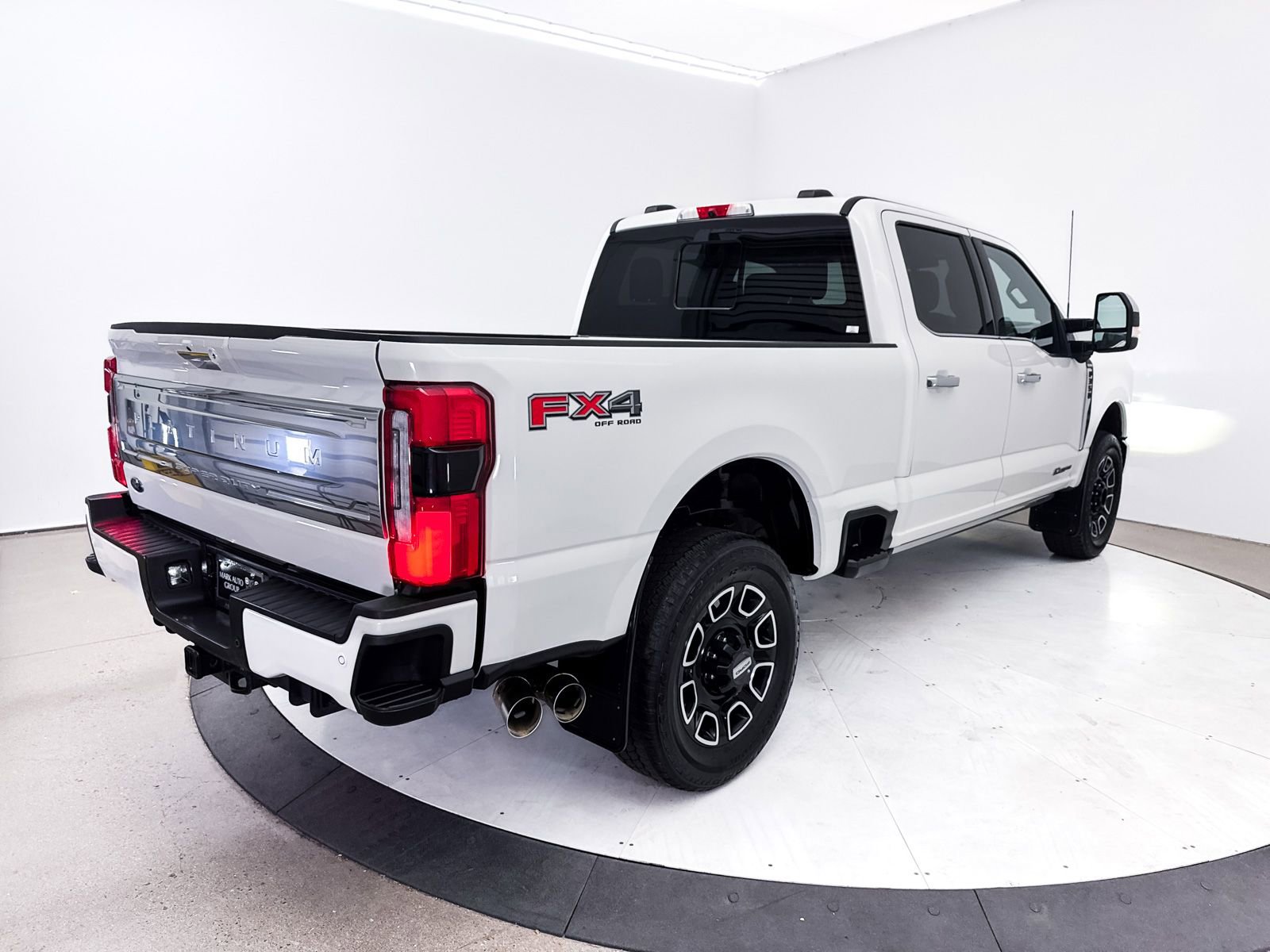 Used 2024 Ford F350 Platinum AWD/4WD image 20