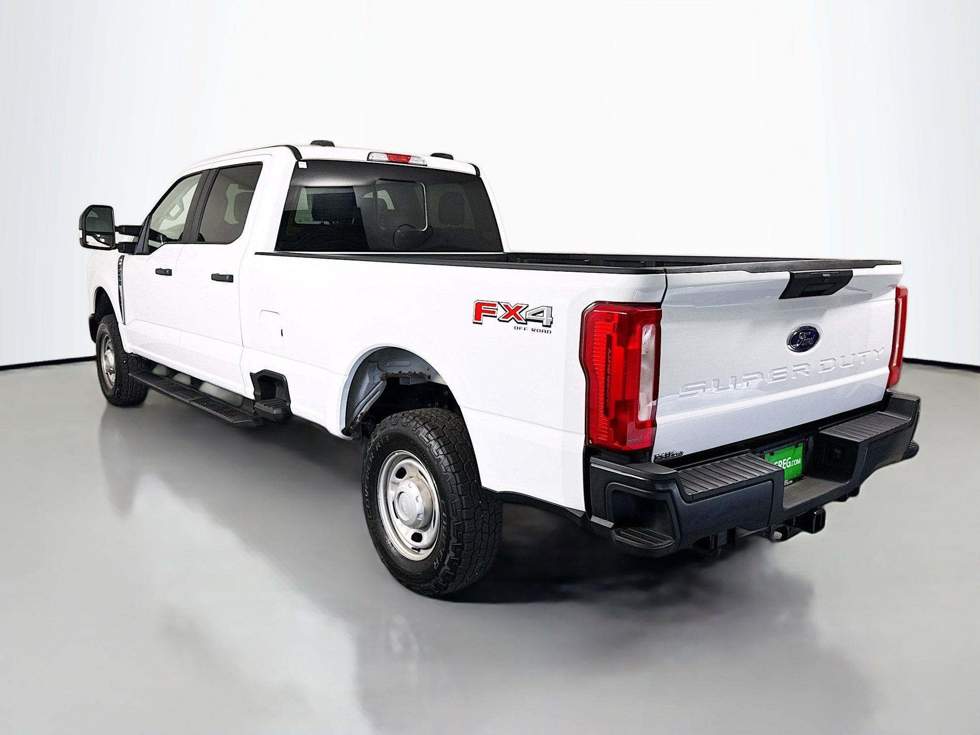 Used 2023 Ford F250 XL w/ XL Driver Assist Package AWD/4WD image 7
