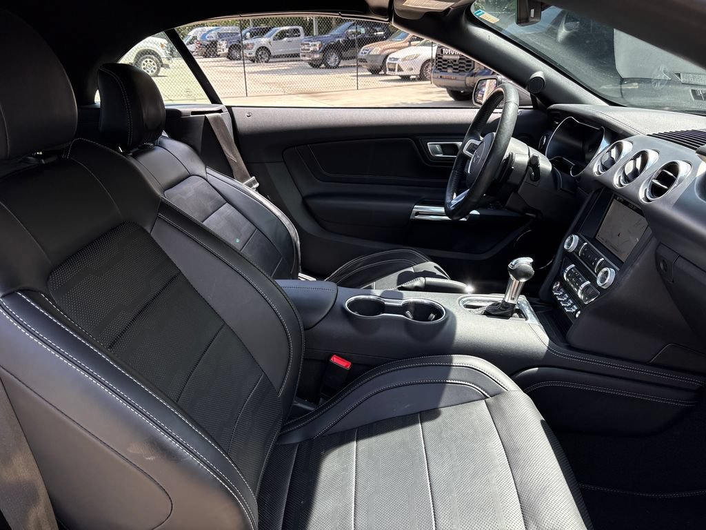 Used 2019 Ford Mustang Premium w/ Equipment Group 201A RWD image 28