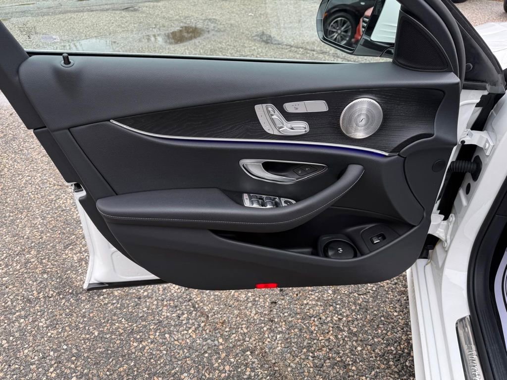 Used 2023 Mercedes-Benz E 350 4MATIC Sedan image 12