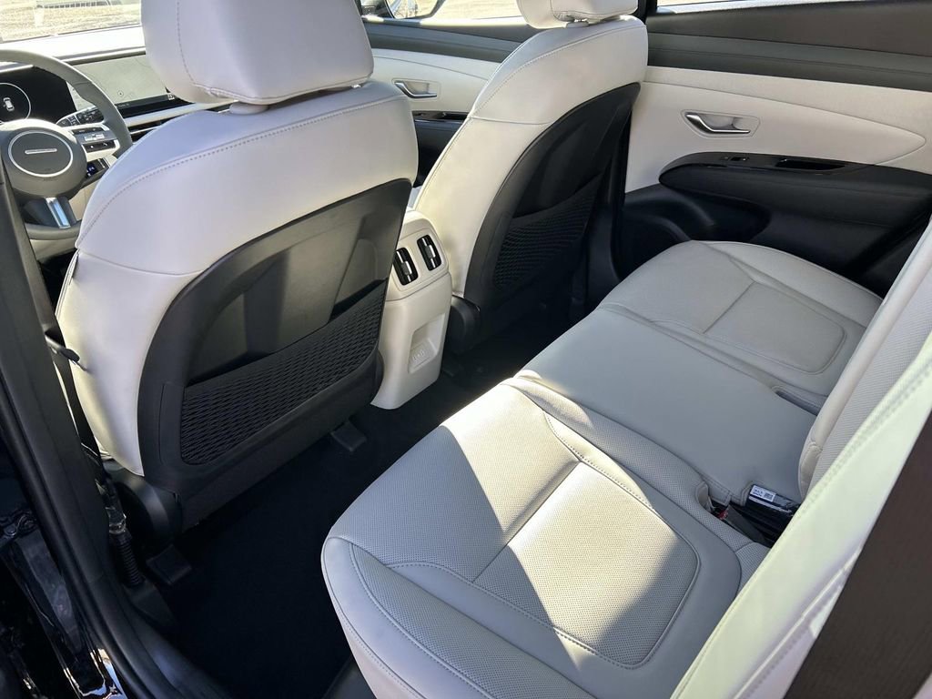 New 2026 Hyundai Tucson Limited image 18
