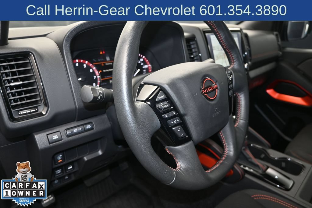 Used 2024 Nissan Frontier PRO-4X w/ Technology Package AWD/4WD image 12