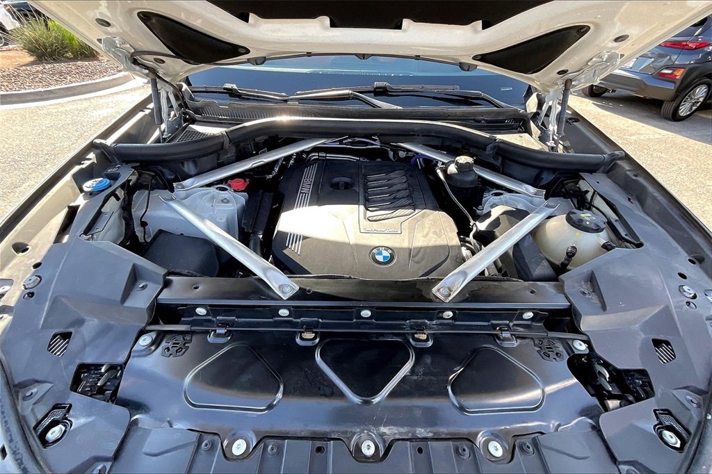 Used 2022 BMW X5 xDrive40i w/ Premium Package image 10