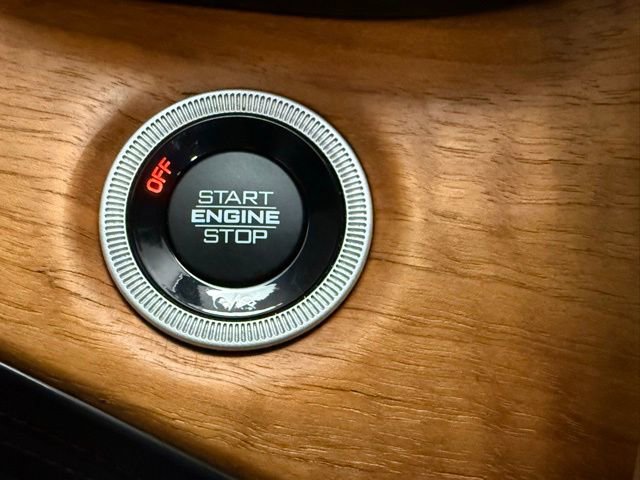 Used 2021 Jeep Grand Cherokee L Summit image 27