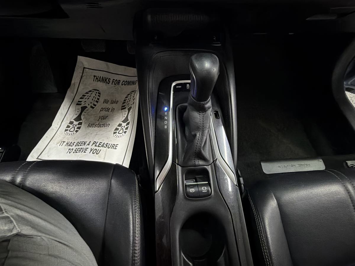 Used 2020 Toyota Corolla XLE w/ Carpet Mat Package (TMS) FWD image 23