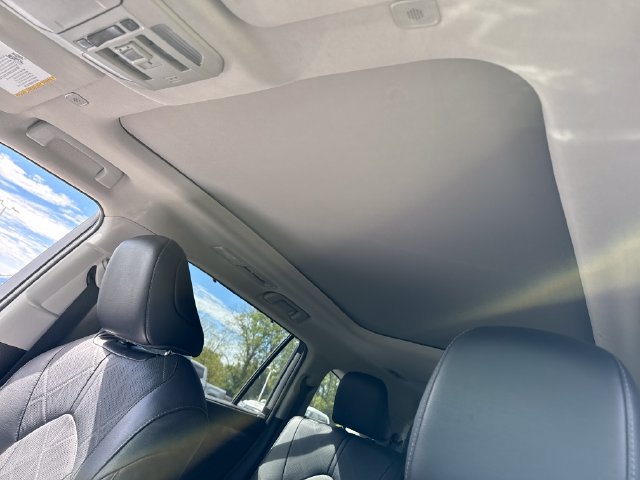 Used 2023 Toyota Highlander Platinum AWD/4WD image 27