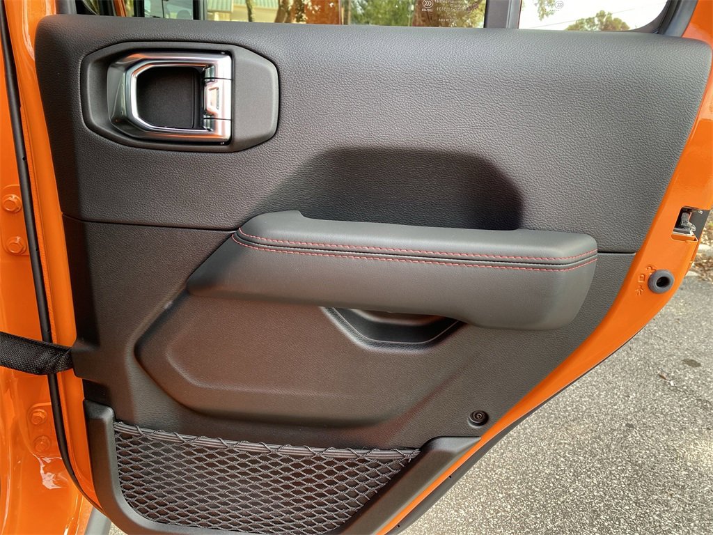 New 2025 Jeep Gladiator Rubicon w/ Safety Group image 30