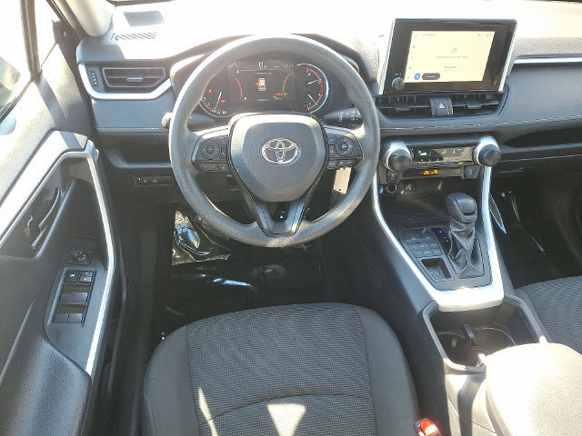Used 2024 Toyota RAV4 LE AWD/4WD image 11
