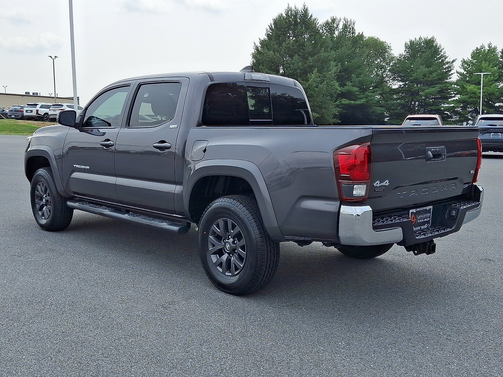 Certified 2023 Toyota Tacoma SR5 AWD/4WD image 5