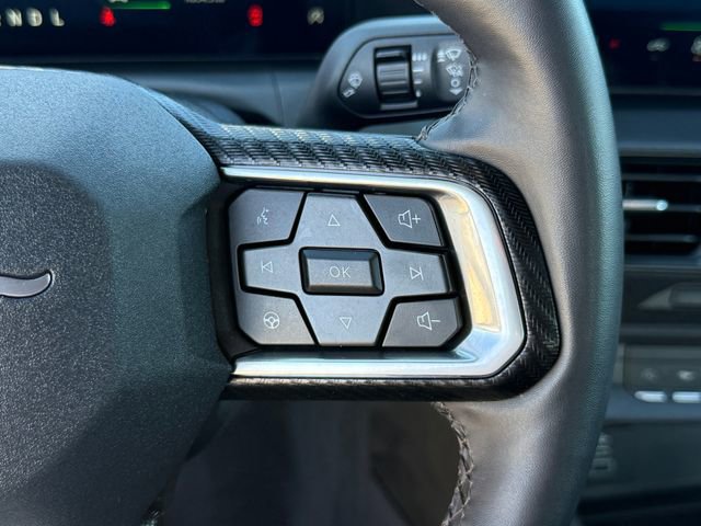 Used 2025 Ford Mustang EcoBoost image 17