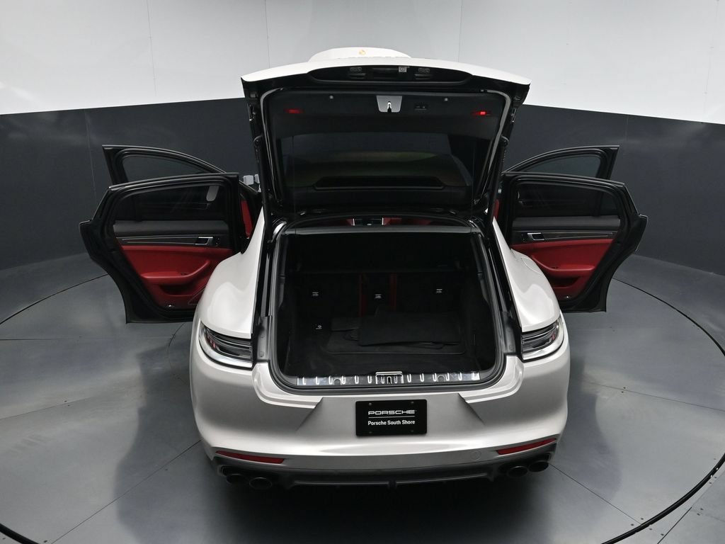 Certified 2022 Porsche Panamera Turbo S w/ Assistance Package AWD/4WD image 35