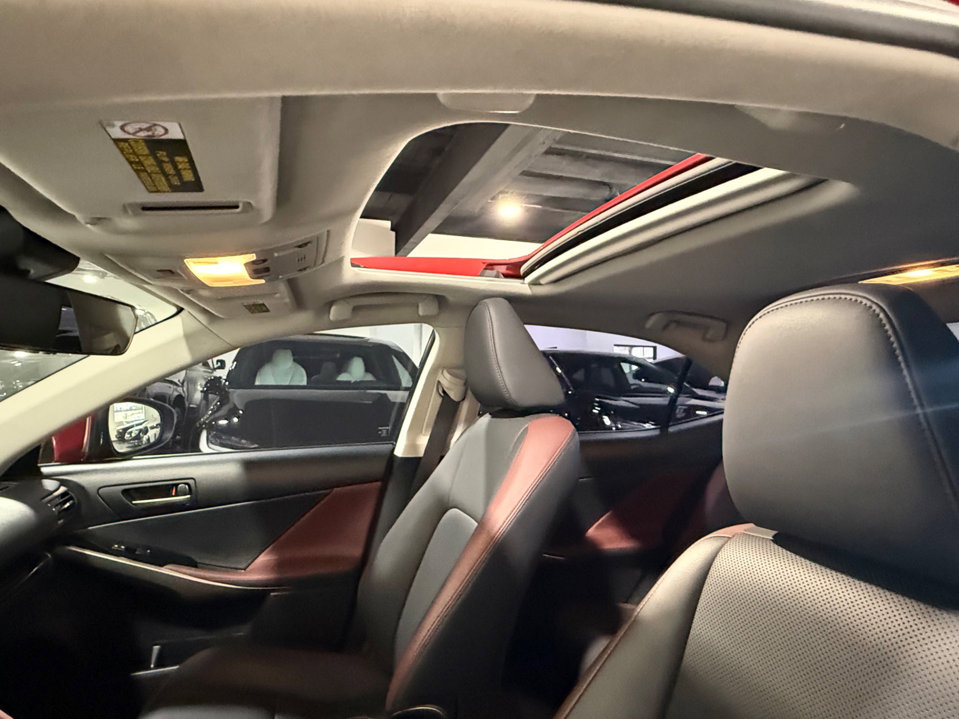 Used 2018 Lexus IS 300 AWD w/ Comfort Package image 27