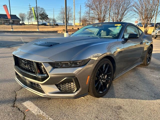 Used 2025 Ford Mustang GT image 8
