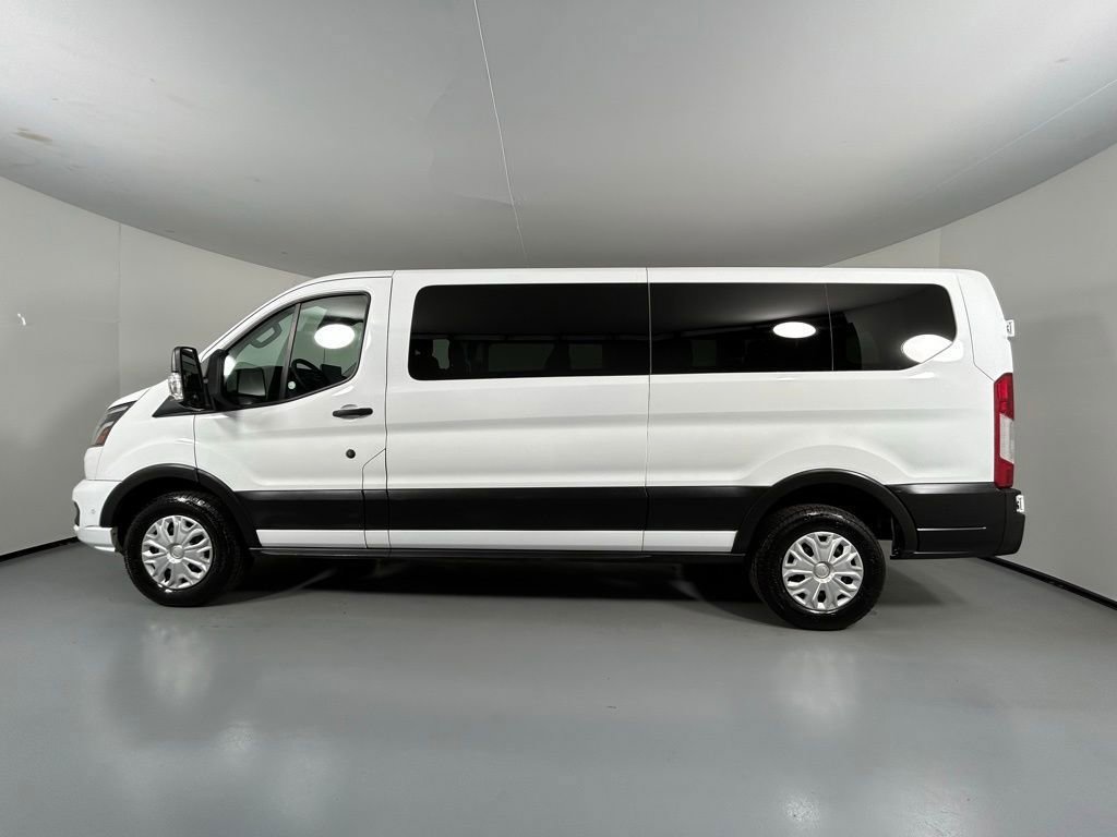 Used 2023 Ford Transit 350 XLT RWD image 6